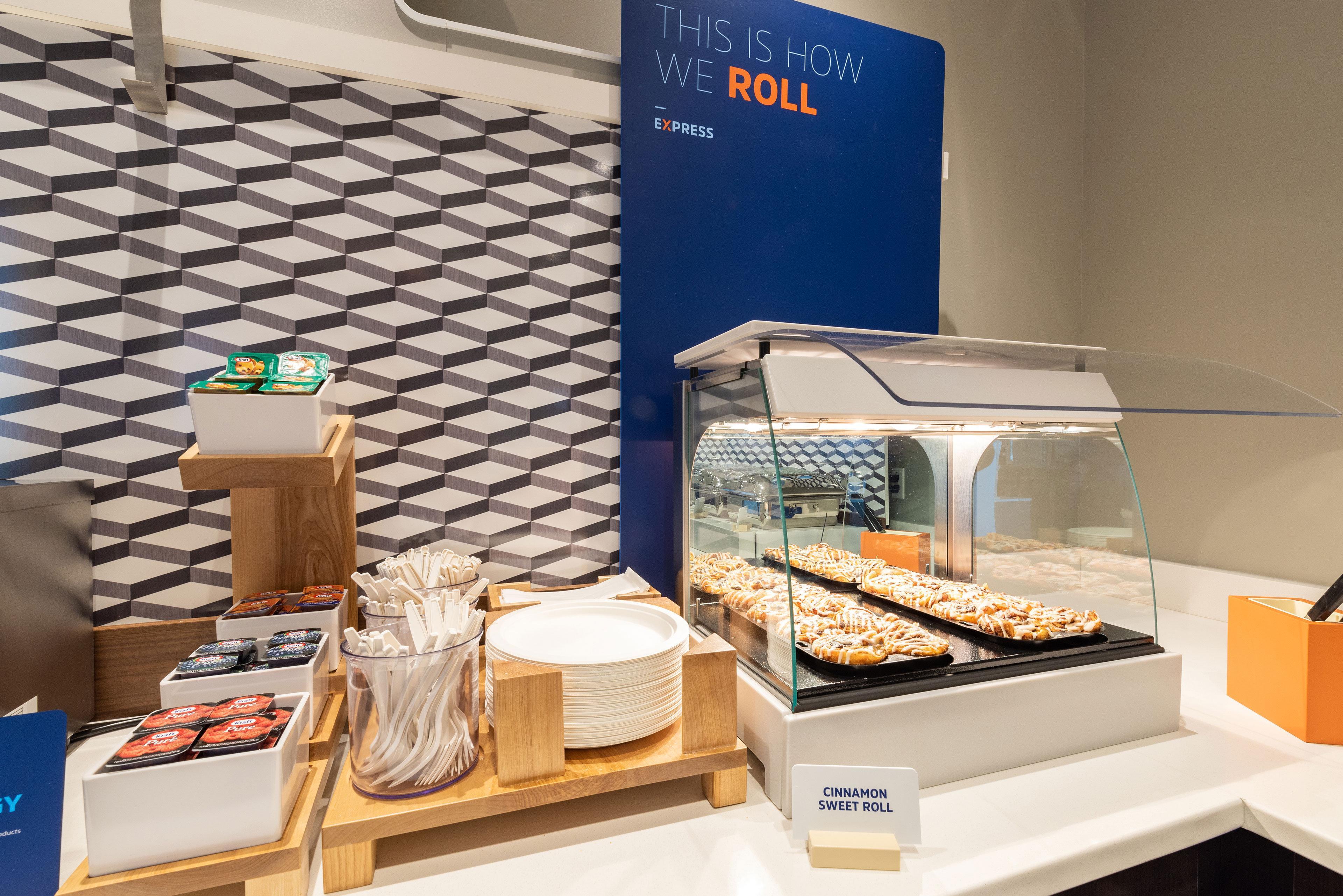 Holiday Inn Express & Suites Fairmont By Ihg Esterno foto